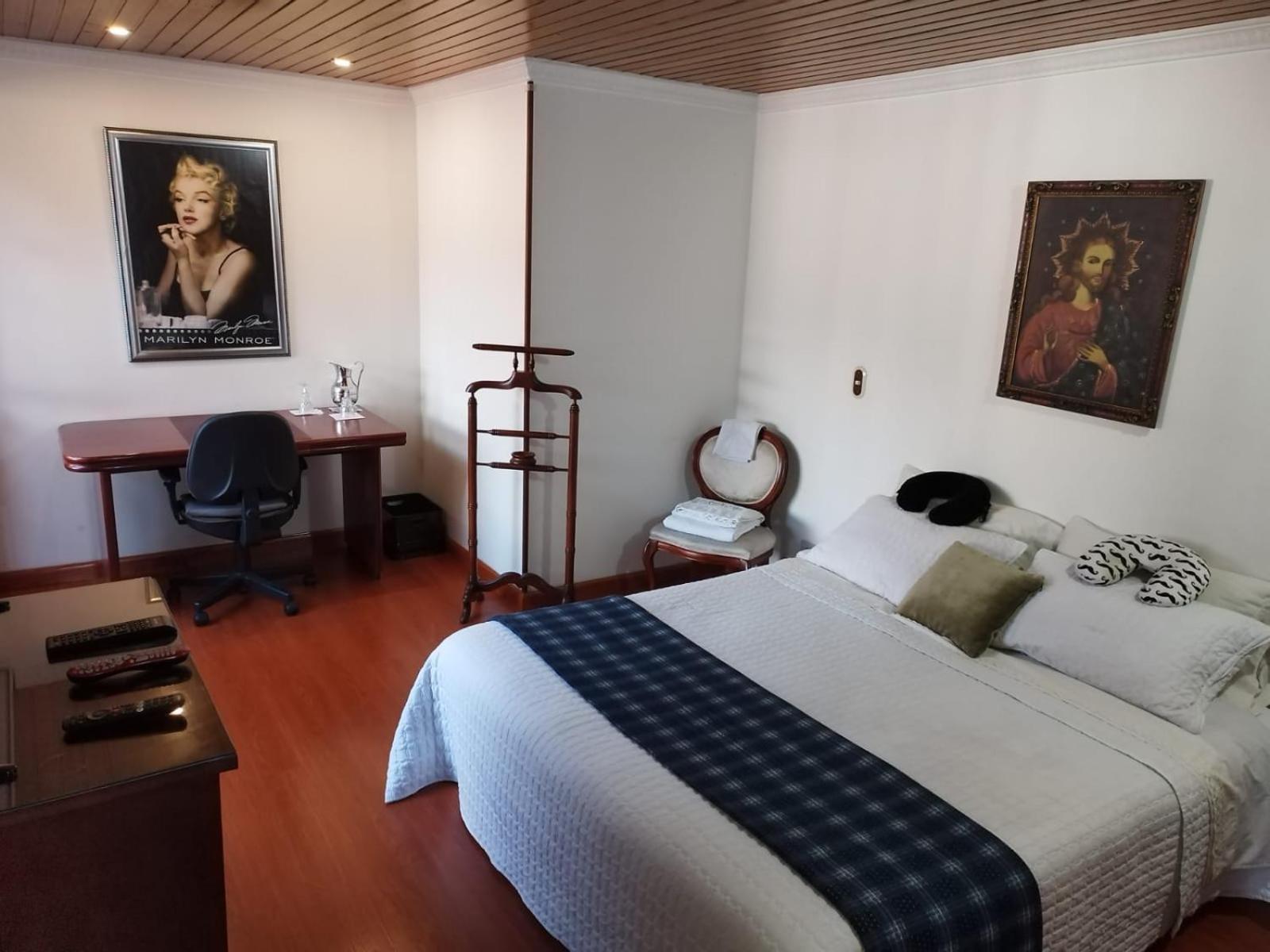 Elias Di Caprio - Habitaciones - Bogota Ngoại thất bức ảnh